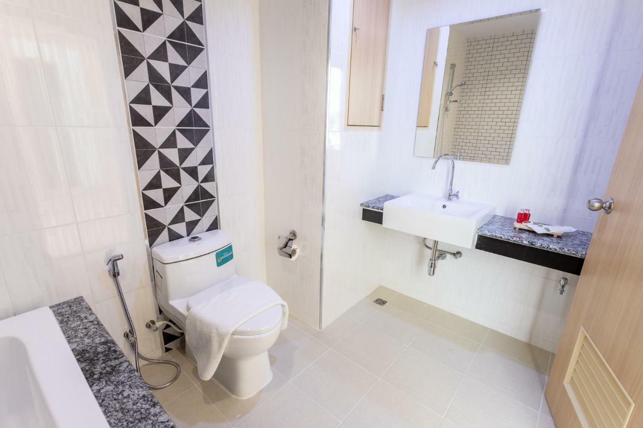 O2 Hotel Lop Buri エクステリア 写真